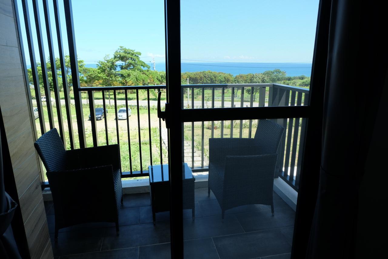 Moonlit Seaview Homestay Донгхе Екстериор снимка